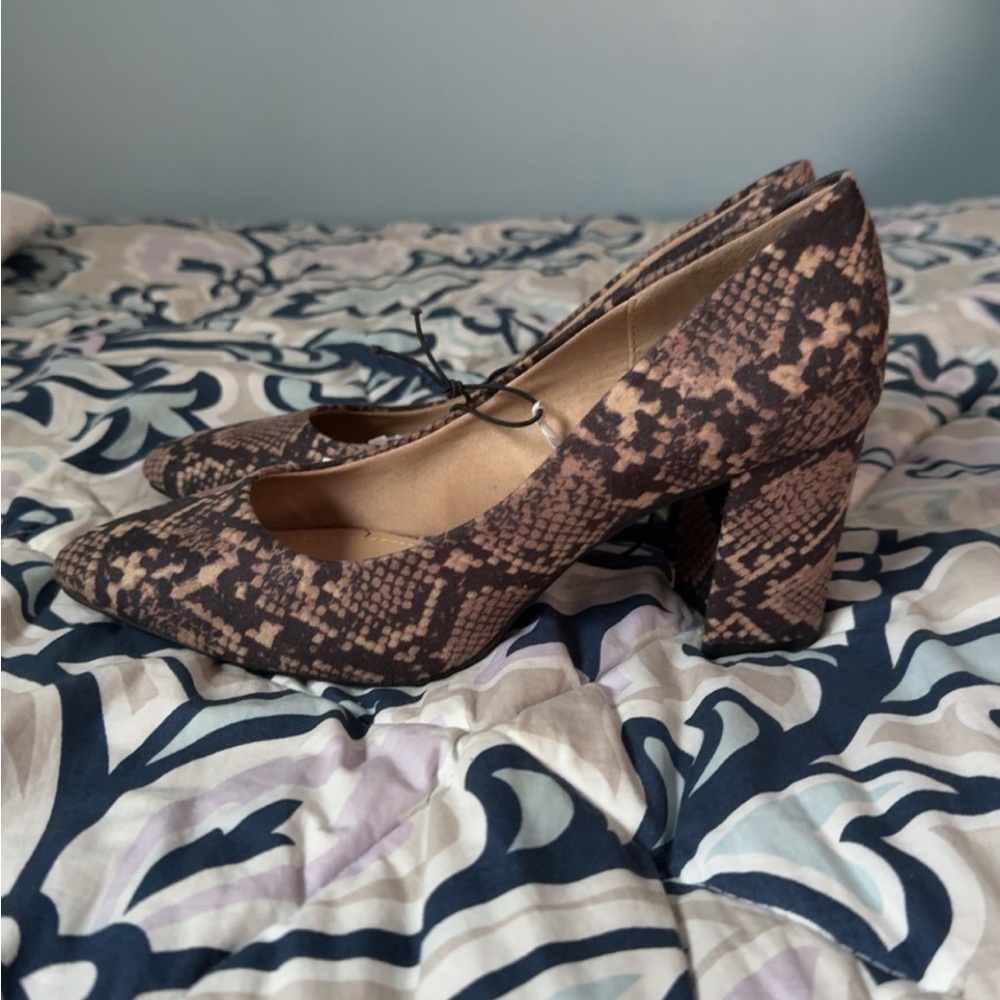 SNAKESKIN HEELS👠